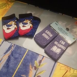Tony the Tiger & Reading Socks Set (2)